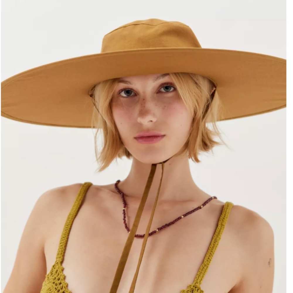 BAGGU Wide Brim Hat in Mustard
